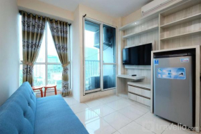 Comfy and Elegant 2BR Tifolia Apartment Pulomas Rawamangun By Travelio